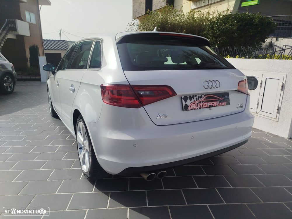 Audi A3 Sportback - 3
