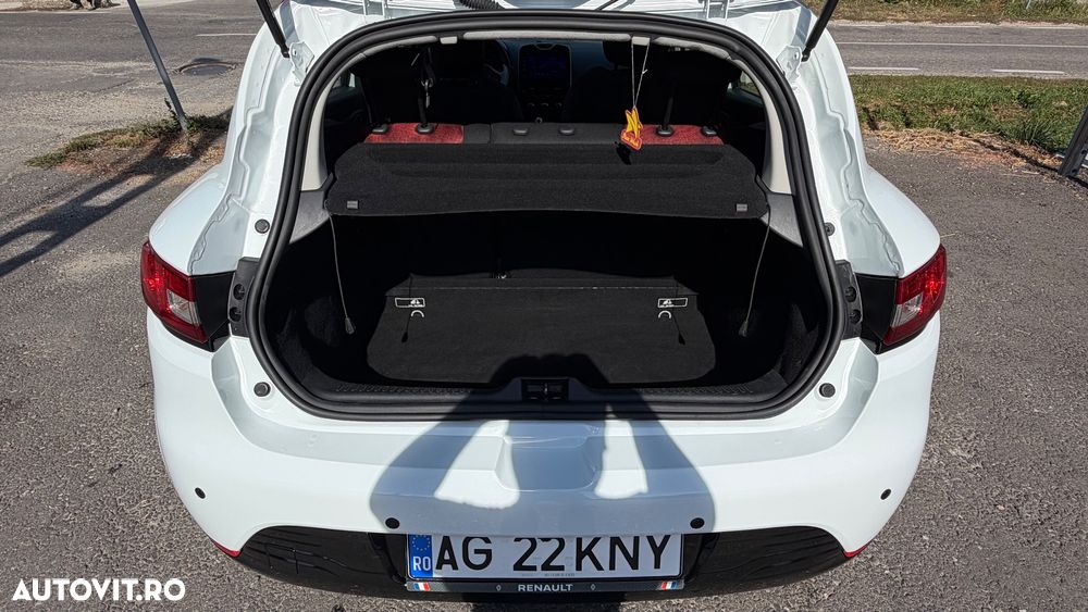 Renault Clio - 15