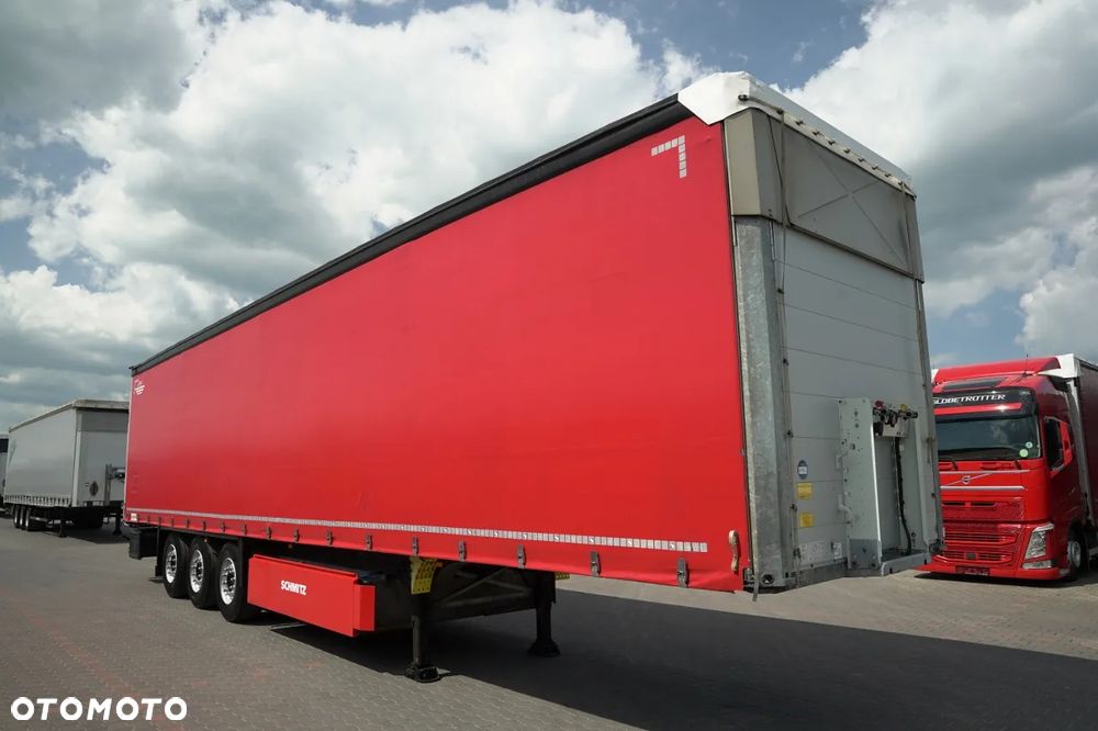 Schmitz Cargobull / FIRANKA / OŚ PODNOSZONA / DACH PODNOSZONY / KOSZ NA PALETY - 2