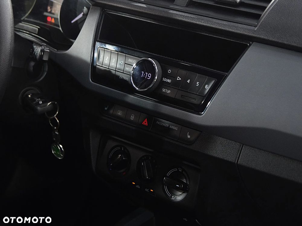 Skoda Fabia - 17