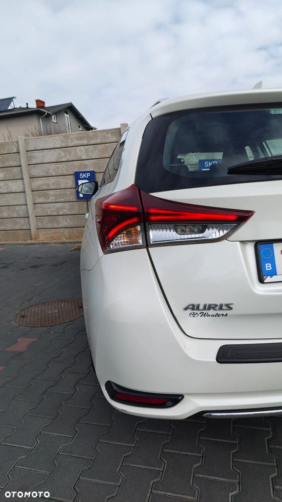 Toyota Auris 1.8 HSD Luna - 20