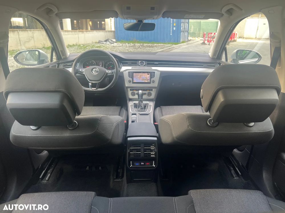 Volkswagen Passat Variant 2.0 TDI DSG (BlueMotion Technology) Highline - 23