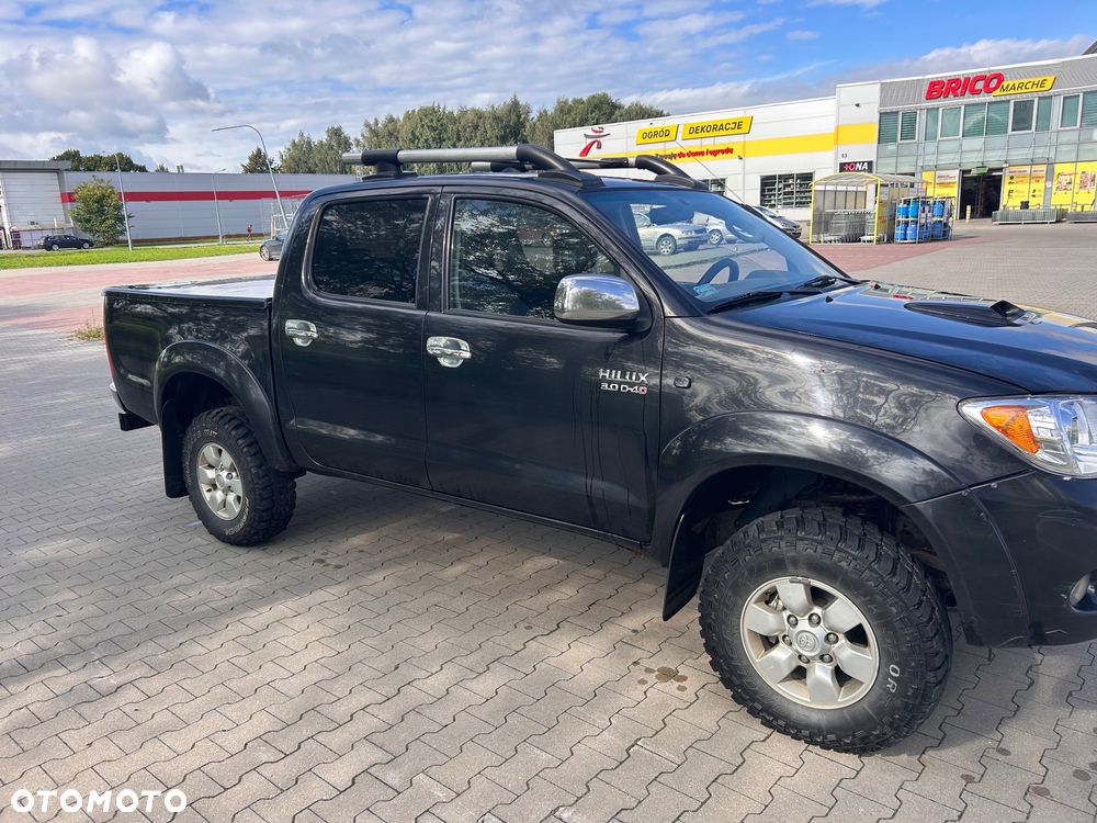 Toyota Hilux 3.0 D-4D SR5-X - 4