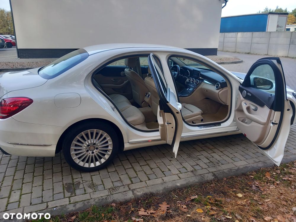 Mercedes-Benz Klasa C 200 7G-TRONIC - 12