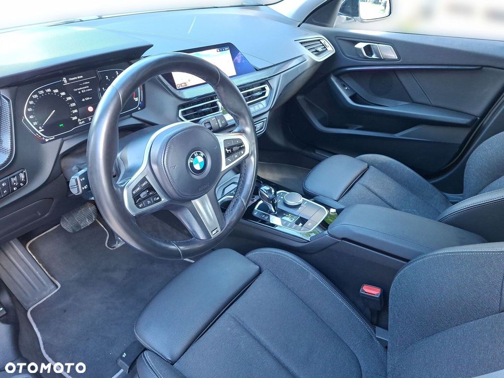 BMW Seria 1 118d Sport Line Shadow - 11