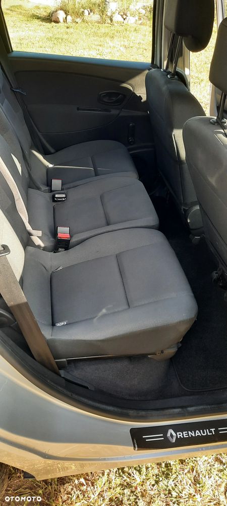 Renault Scenic - 8