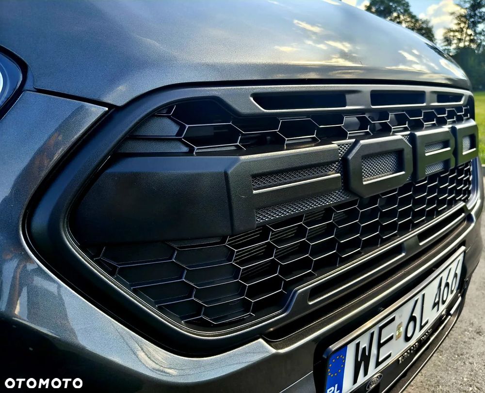 Ford Custom - 13