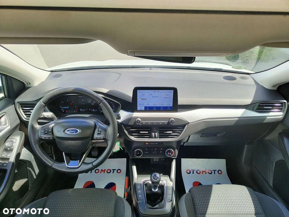 Ford Focus 1.5 EcoBlue Start-Stopp-System TITANIUM STYLE - 16