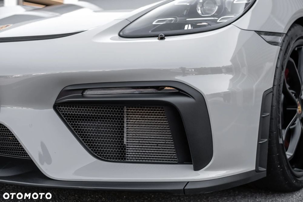 Porsche 718 Boxster Spyder - 20