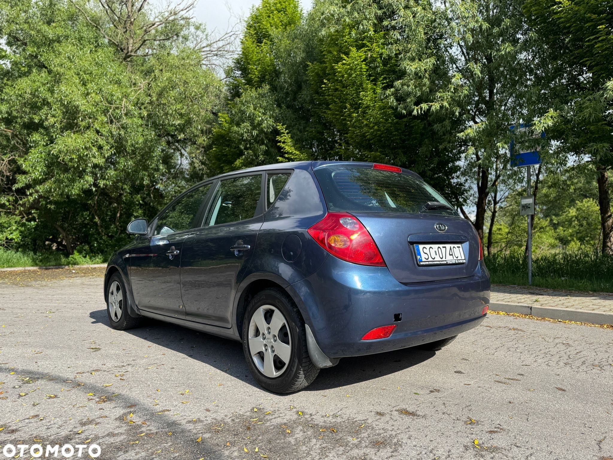 Kia Ceed Cee'd 2.0 crdi Comfort + - 8