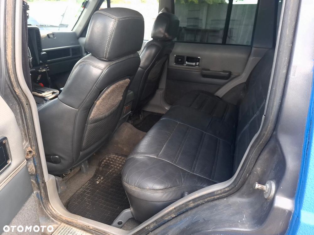 Jeep Cherokee - 19