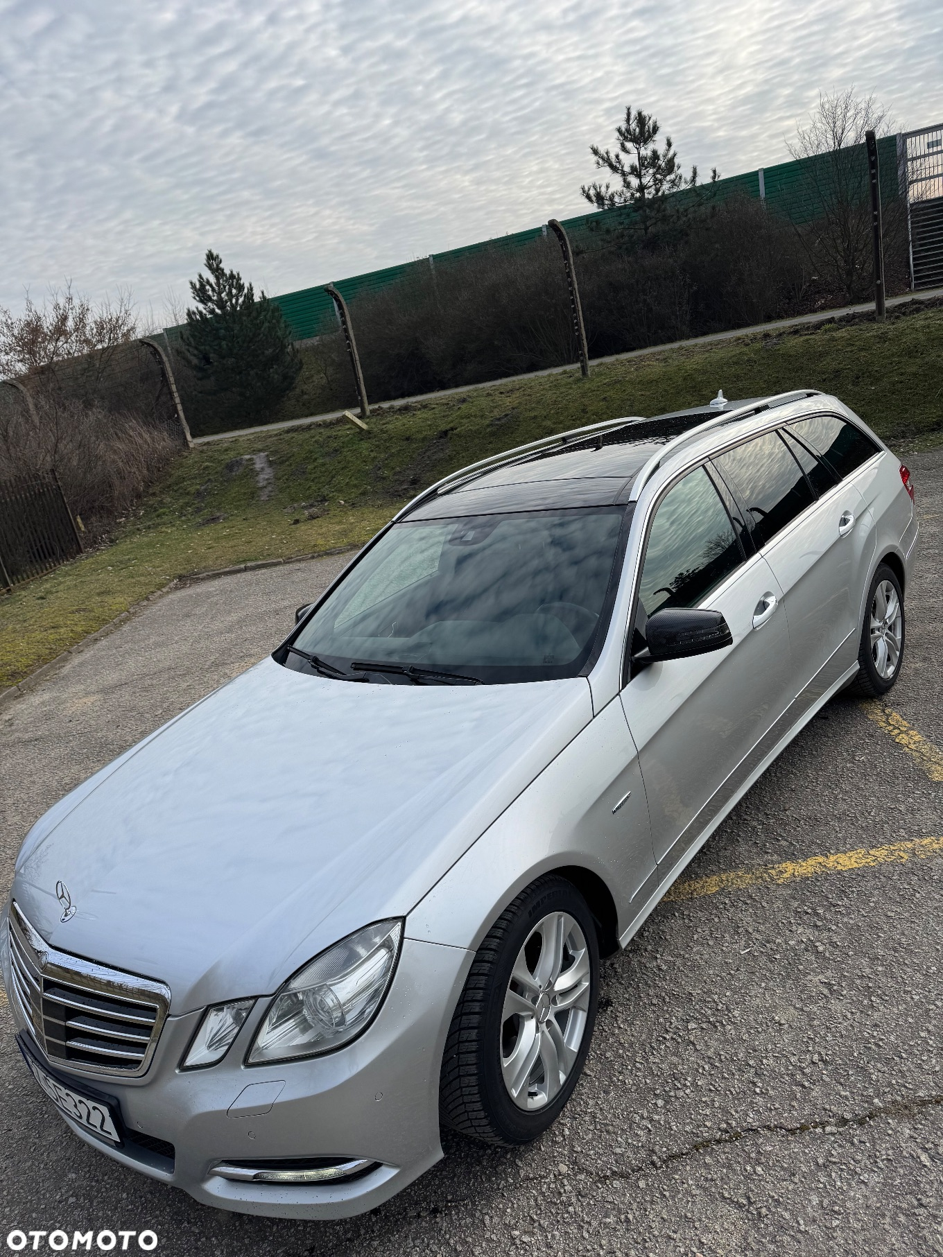 Mercedes-Benz Klasa E 200 T CDI DPF BlueEFFICIENCY Automatik Avantgarde - 31