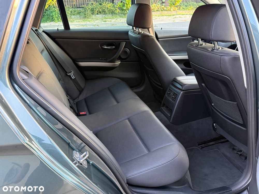 BMW Seria 3 - 19