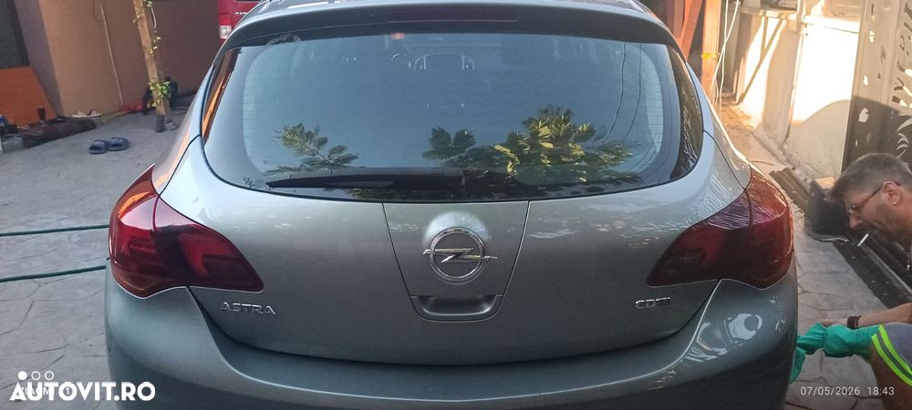 OPEL Astra 2010 — imagine 10