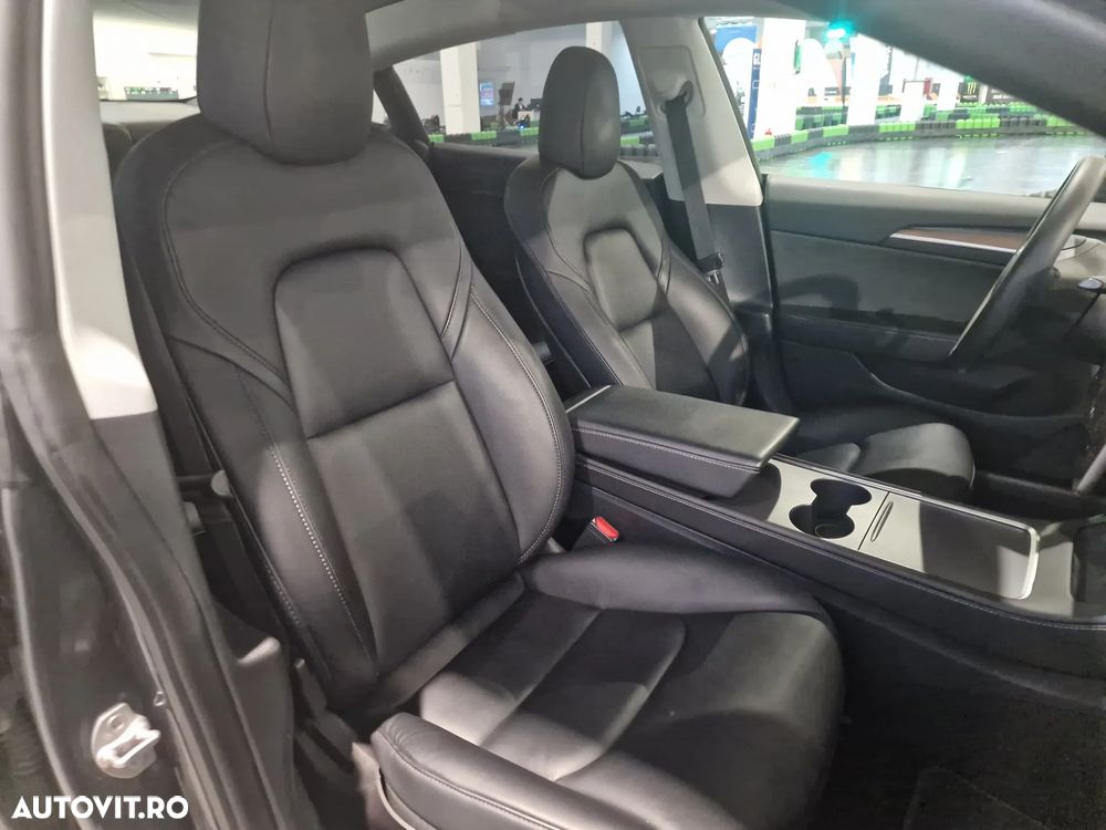 Tesla Model 3 Langstreckenbatterie Allradantrieb Dual Motor - 21