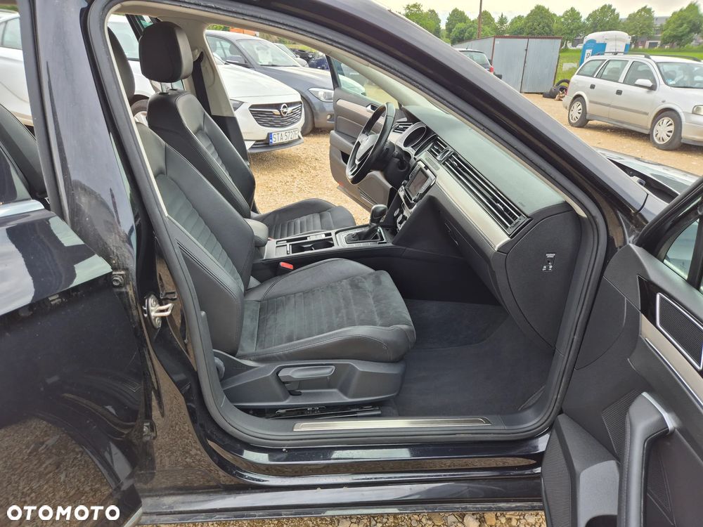 Volkswagen Passat Variant 2.0 TDI SCR DSG (BlueM Tech) Comfortline - 7