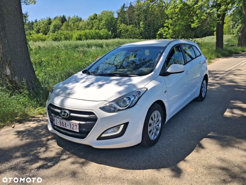 Hyundai i30 blue 1.6 CRDi Classic - 1