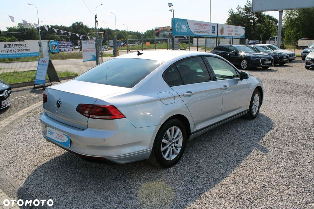Volkswagen Passat - 6