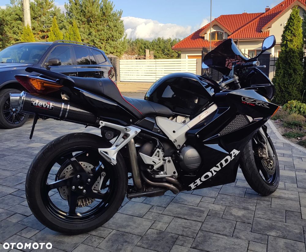 Honda VFR - 5