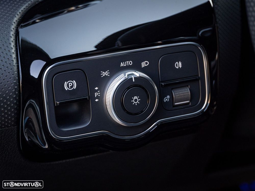 Mercedes-Benz CLA 250 - 10