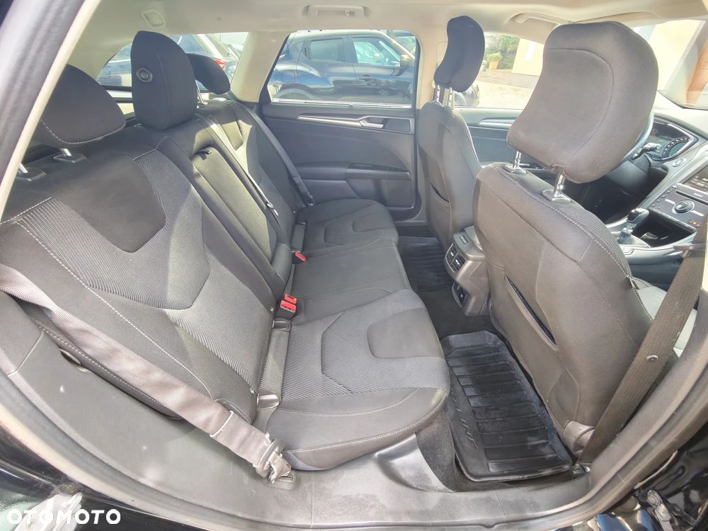 Ford Mondeo - 12