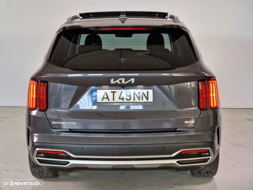 Kia Sorento 1.6 T-GDI HEV Concept - 15
