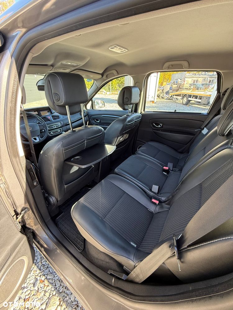 Renault Scenic - 15