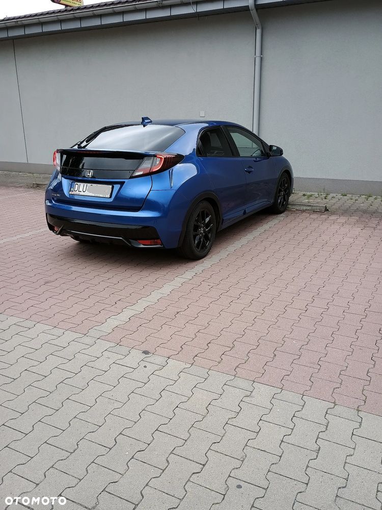 Honda Civic 1.8 Comfort (Honda Connect+) - 6