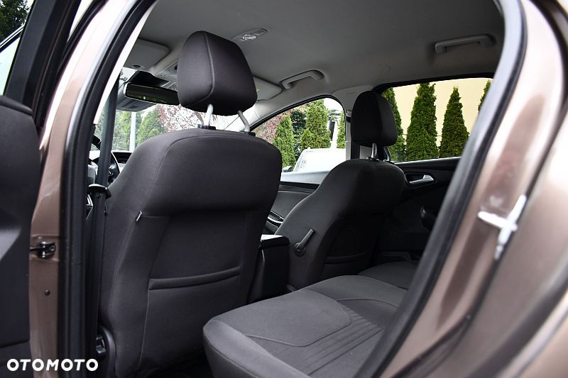 Ford Focus 1.5 EcoBlue Start-Stopp-System TITANIUM DESIGN - 20