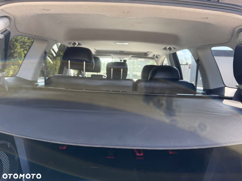 Mitsubishi Outlander 2.4 Instyle NAVI CVT - 9