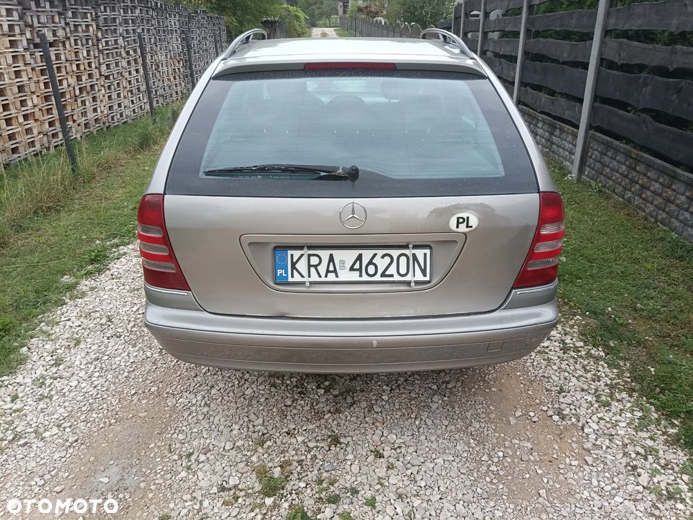 Mercedes-Benz Klasa C 200 T Kompr Avantgarde - 15