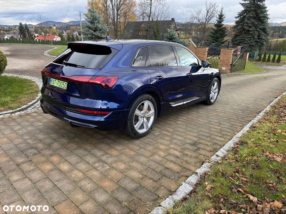 Audi e-tron 55 quattro S line - 9