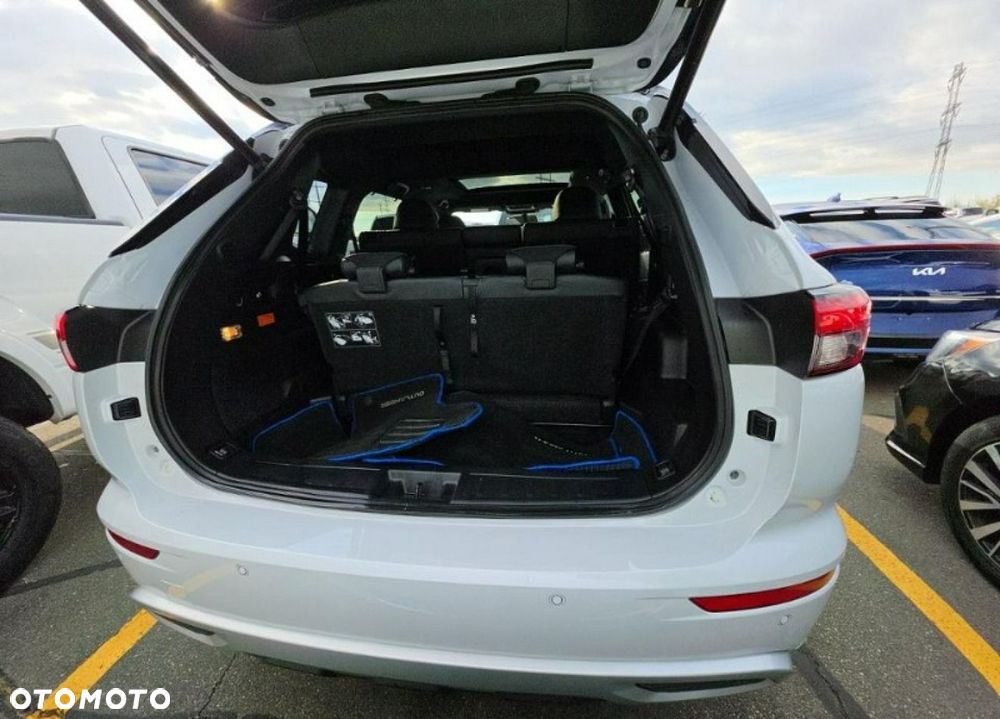 Mitsubishi Outlander - 12