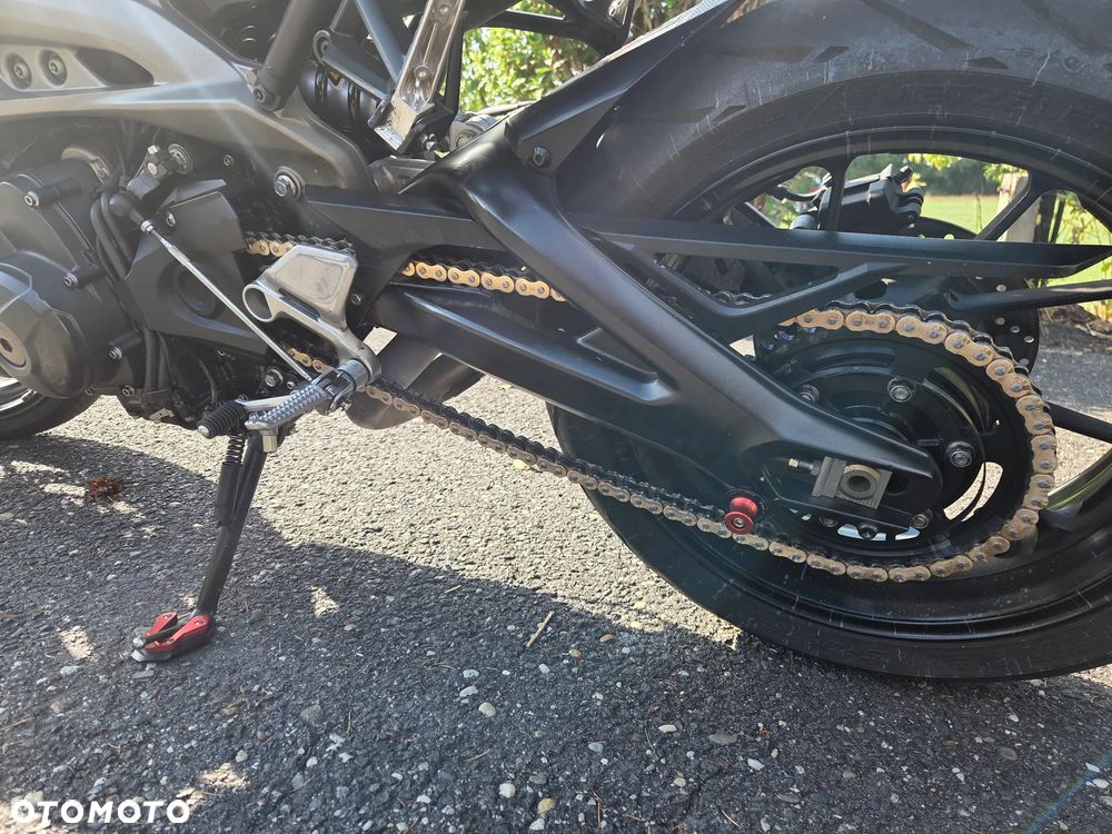 Yamaha MT - 5