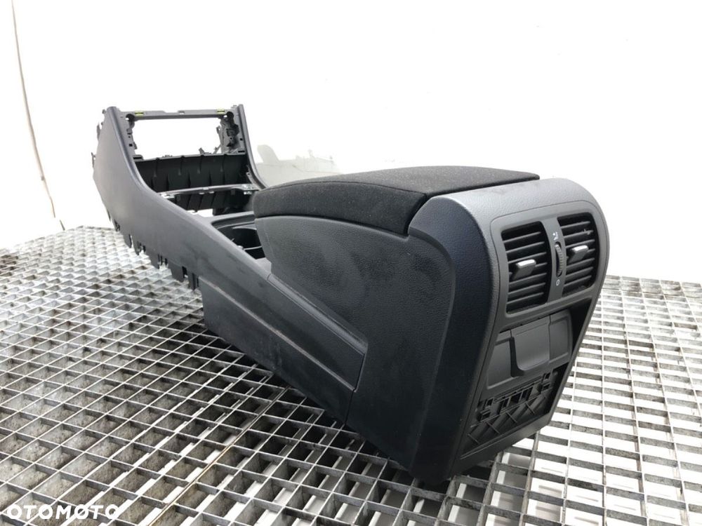 TUNEL ŚRODKOWY - 127.00 PLN - VW PASSAT CC B6 (357) 2008 - 2012 1.8 TSI 118 kW [160 KM] benzyna - 3