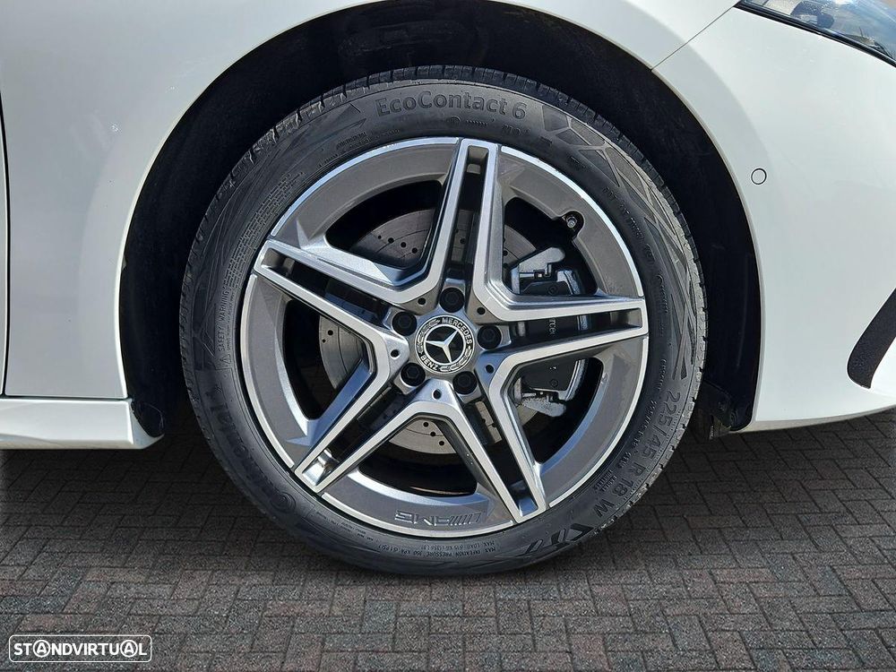 Mercedes-Benz A 250 e 8G-DCT Edition AMG Line - 10