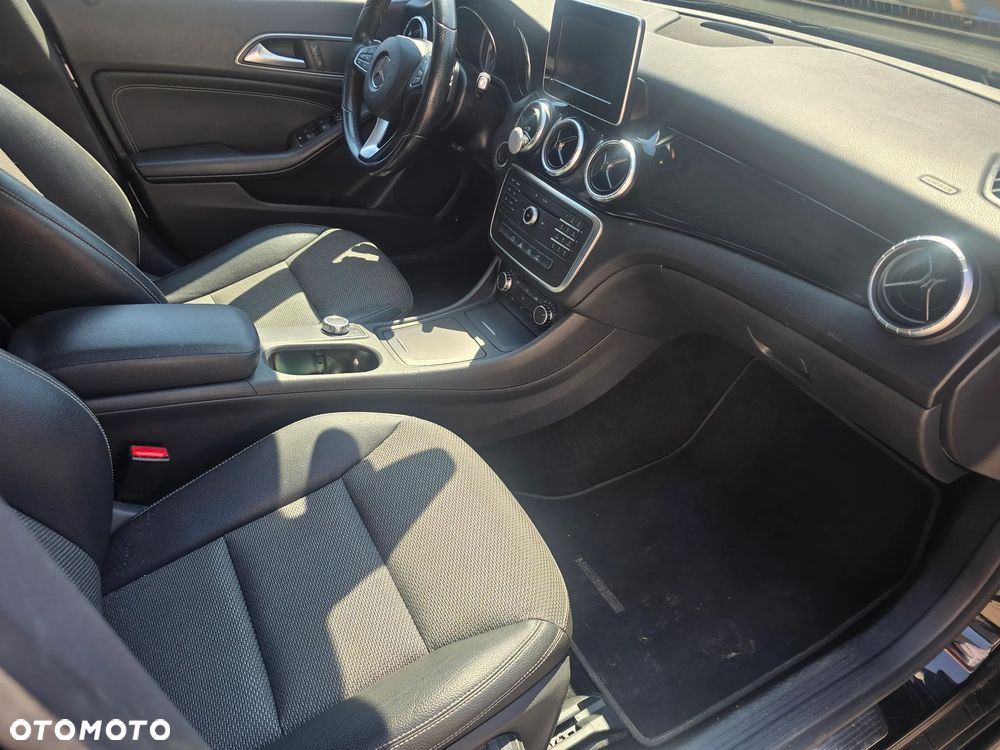 Mercedes-Benz CLA 200 (CDI) d 7G-DCT - 8