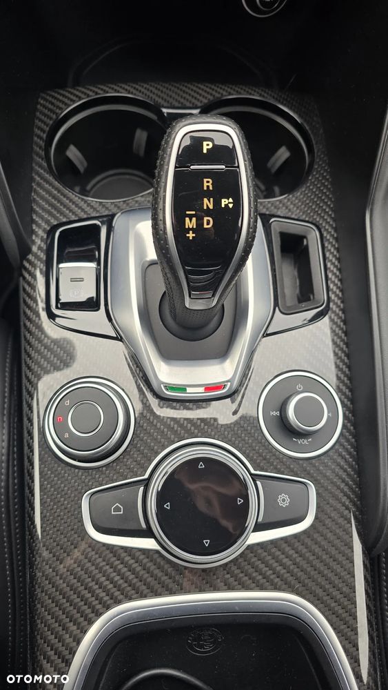 Alfa Romeo Giulia 2.0 Turbo Veloce TI Q4 - 29