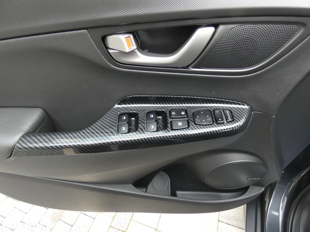 Hyundai Kona 1.6 T-GDI Premium DCT - 34