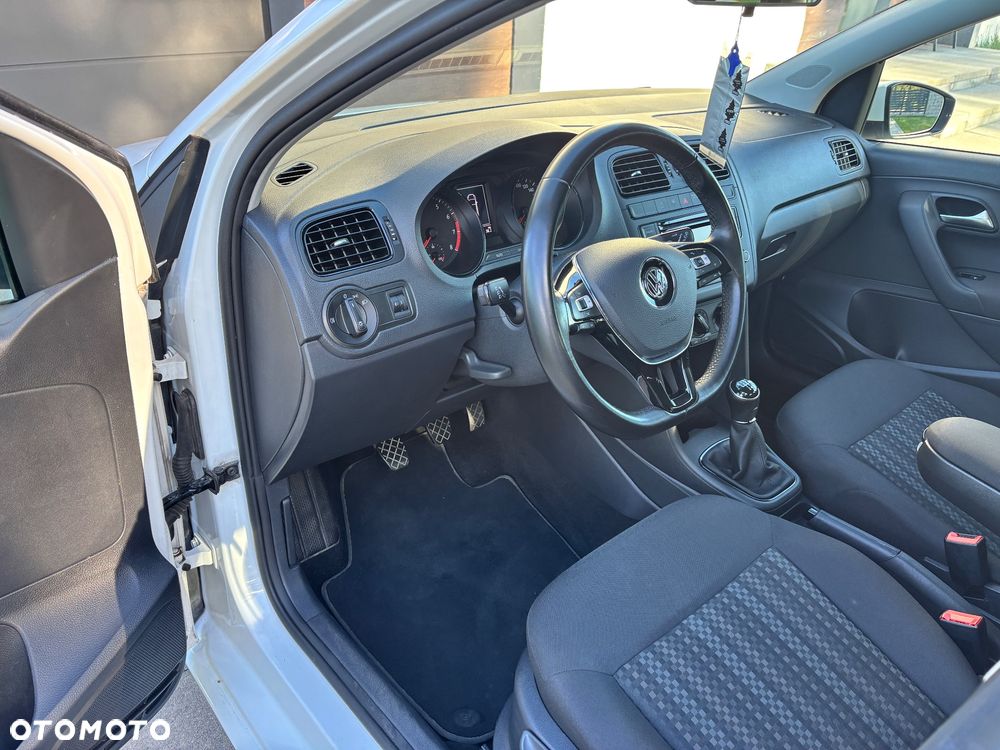 Volkswagen Polo 1.2 TSI Blue Motion Technology Life - 12