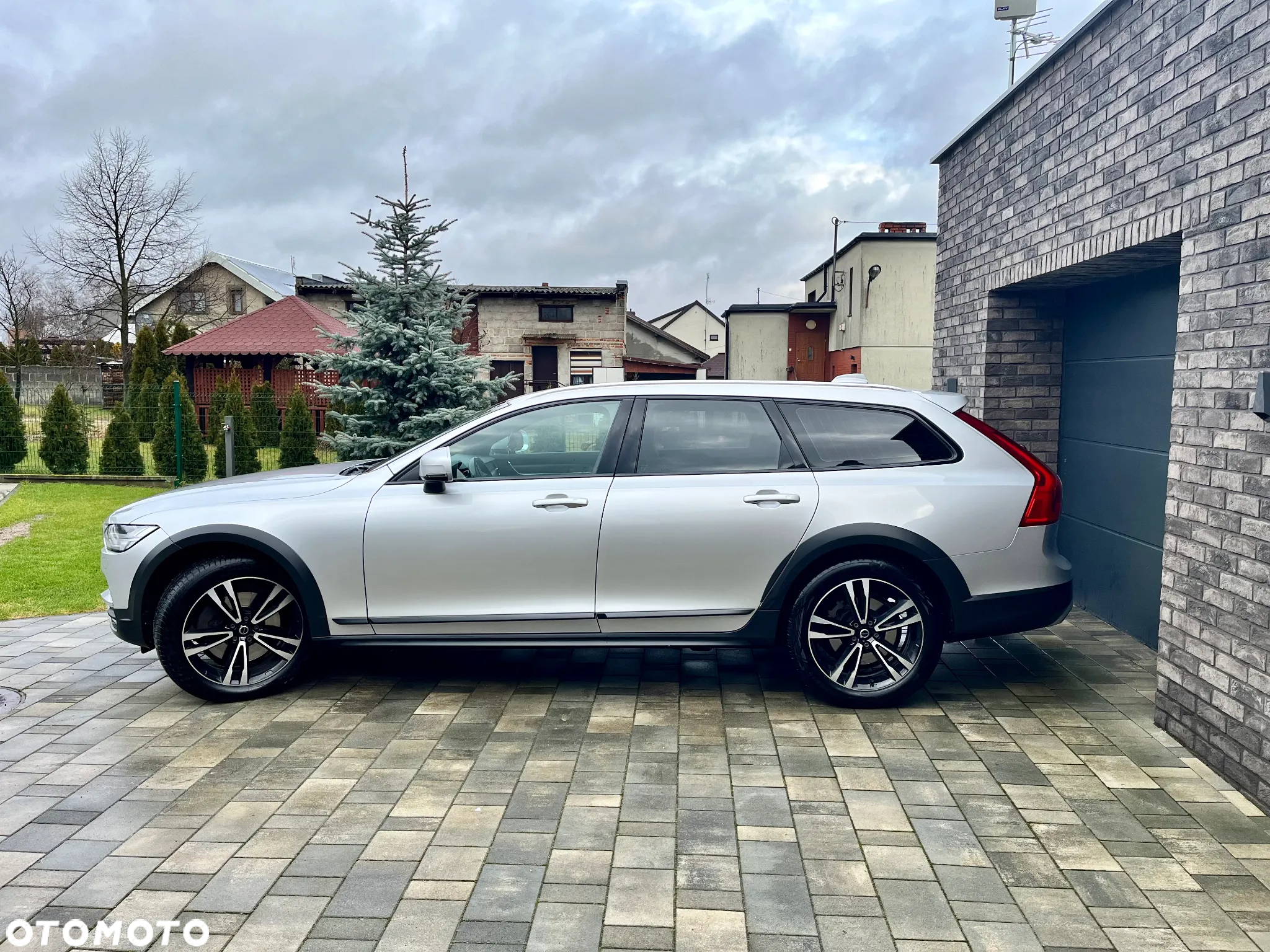 Volvo V90 Cross Country D4 SCR AWD Pro - 6