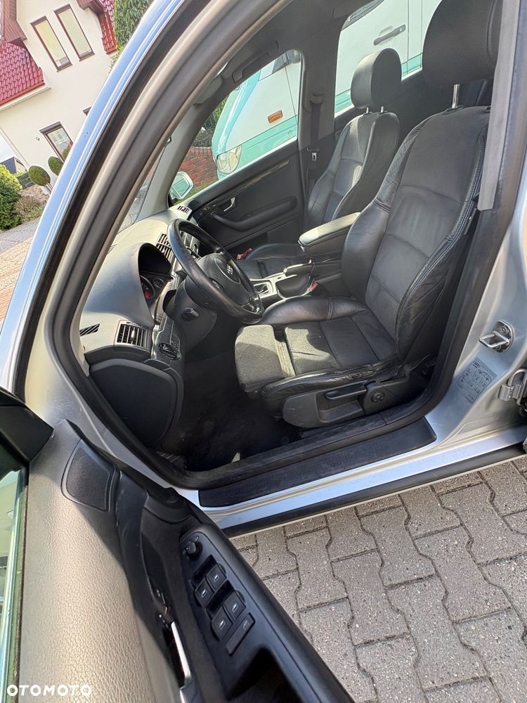 Audi A4 Avant 2.5 TDI - 18