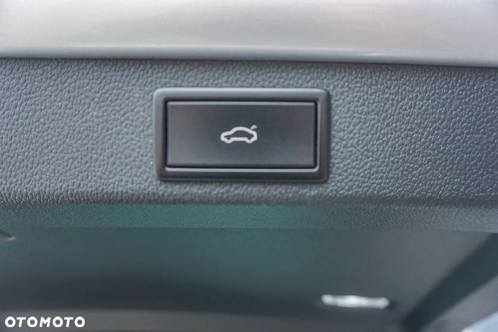 Skoda Superb 1.5 TSI ACT Style DSG - 32