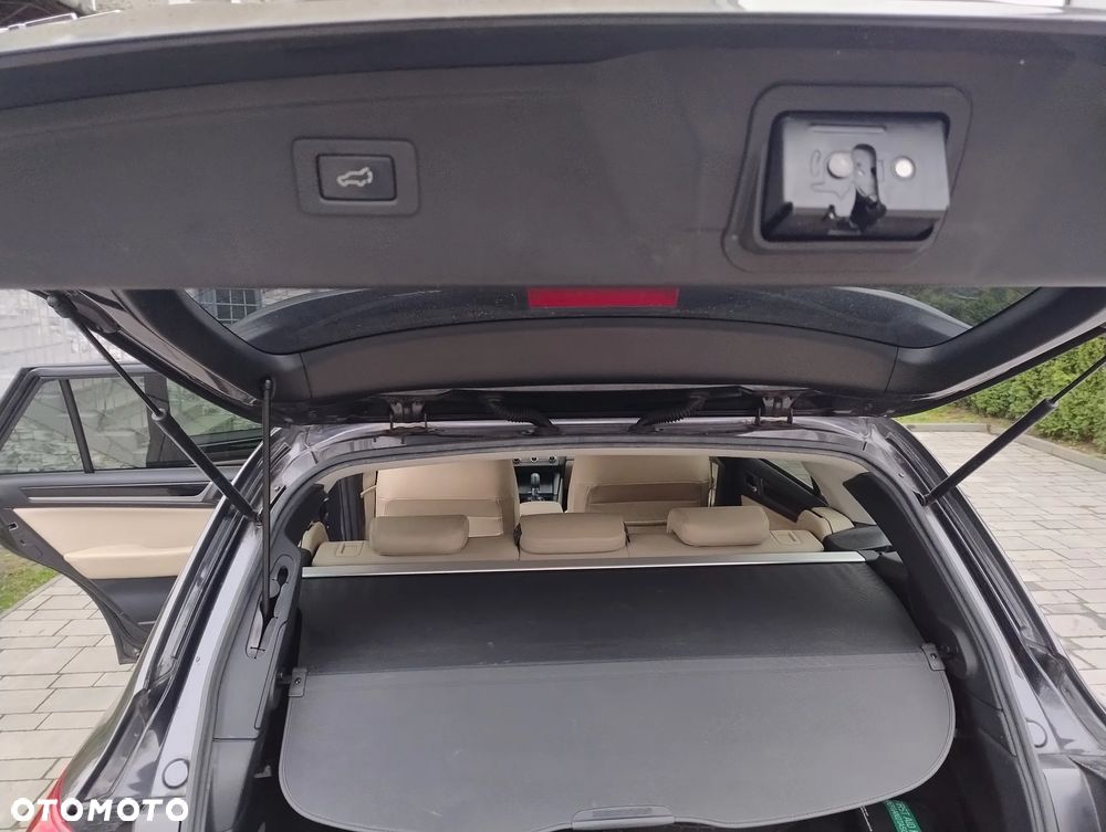 Subaru Outback 2.0D Exclusive Lineartronic - 28