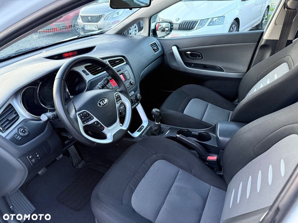 Kia Ceed 1.6 GDI Spirit - 18