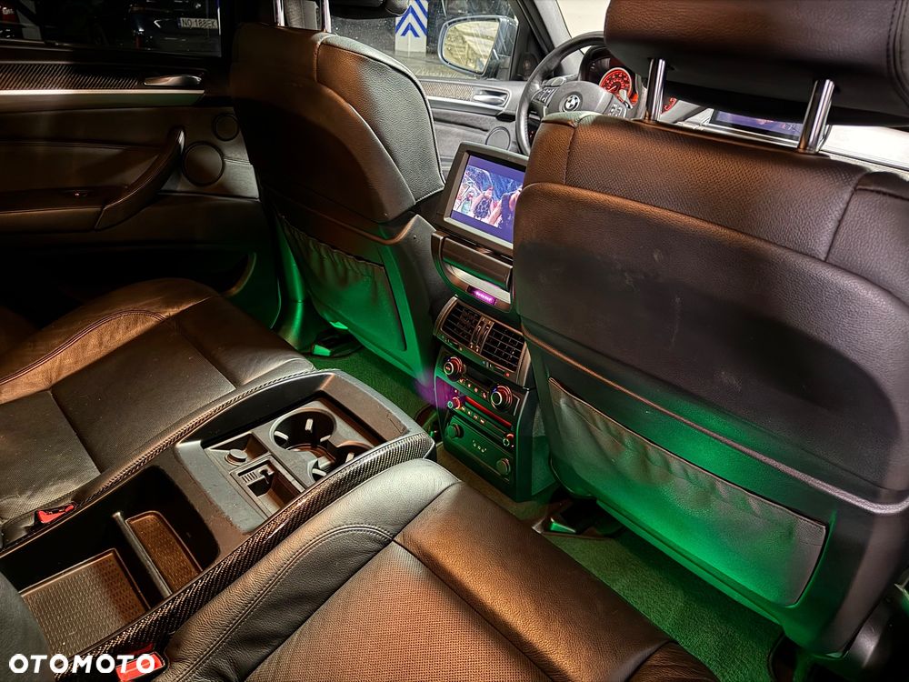 BMW X6 xDrive50i - 8