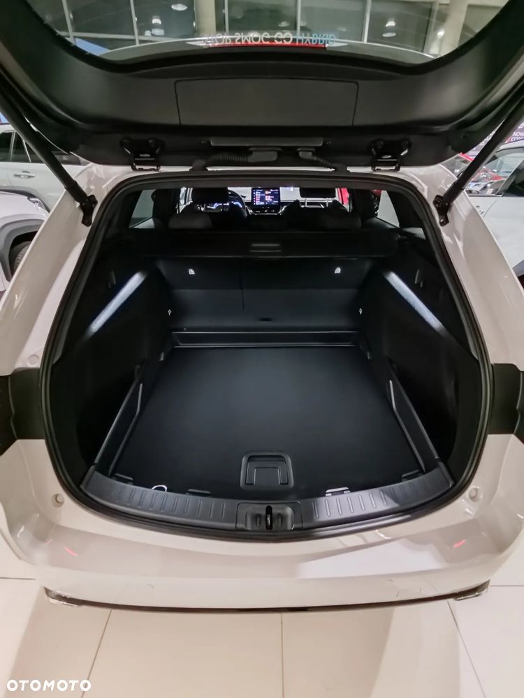 Toyota Corolla 1.8 Hybrid Style - 25