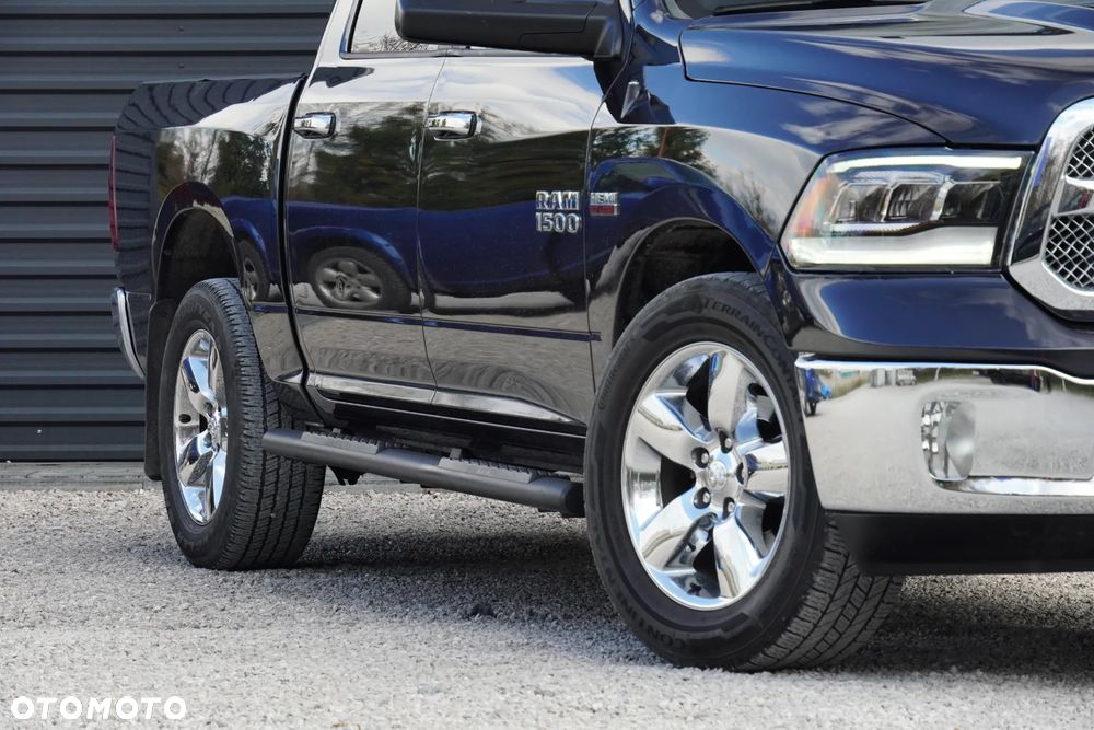 RAM 1500 Crew Cab Shortbed Bighorn - 11