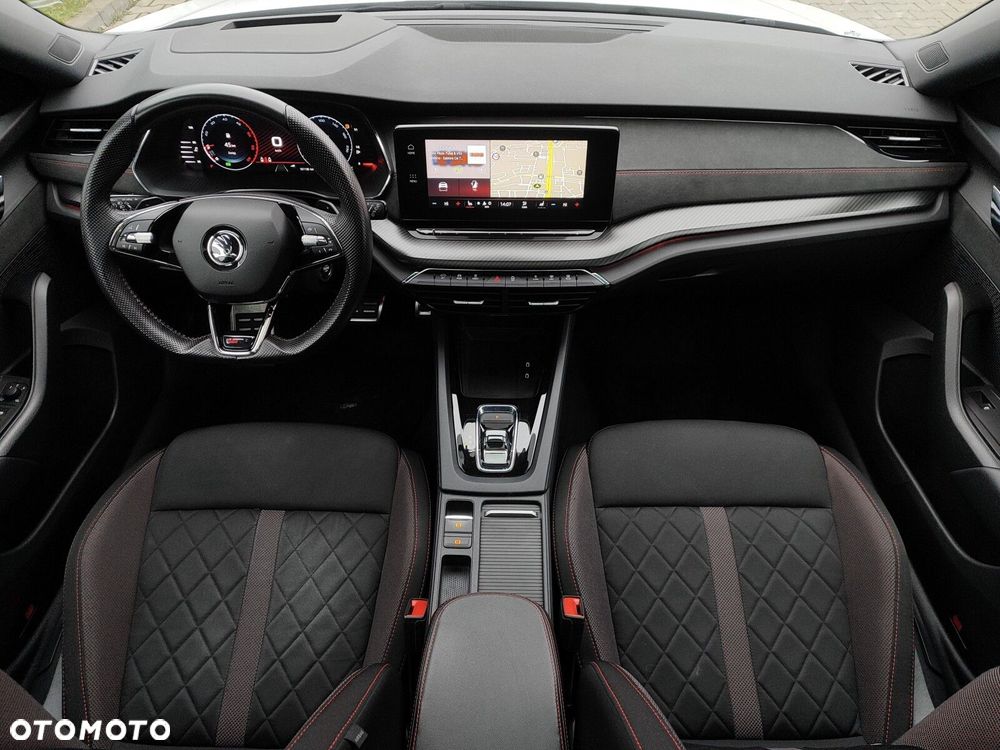 Skoda Octavia 2.0 TDI RS DSG - 11