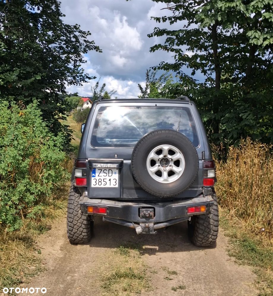 Mitsubishi Pajero 2.8 TD GLS